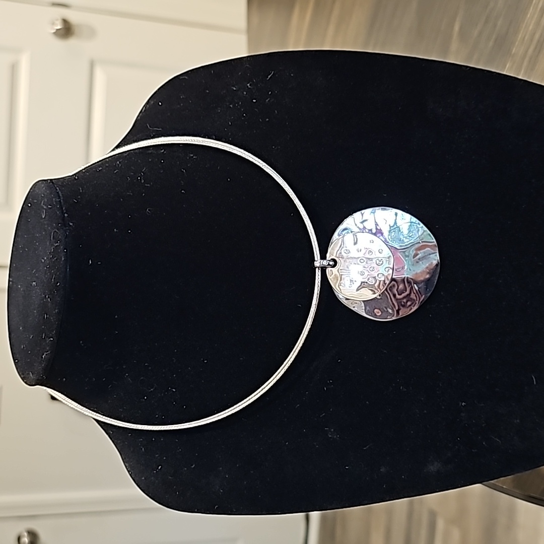 Dana Buchman Triple Wire Silver And Rhinestone Necklace 18$